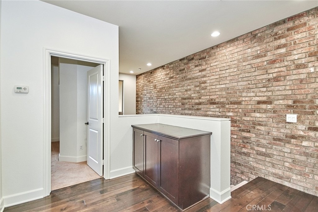 15 Vantis Drive - Photo 18