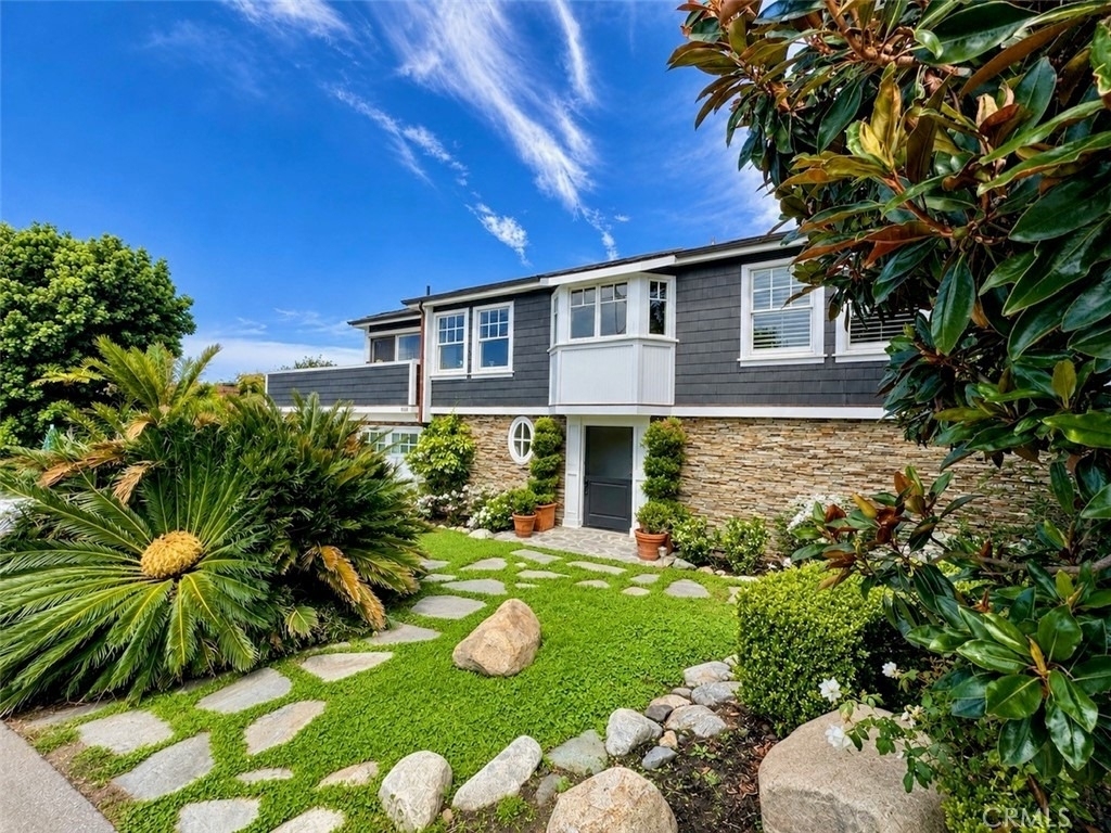 668 Anita Street - Photo 0