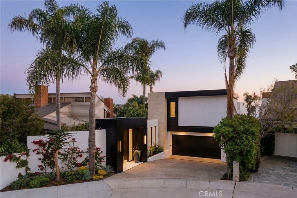 212 Hazel Drive - Photo 1