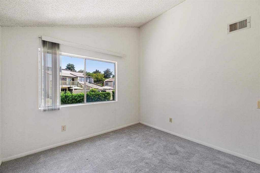 7811 Tommy Drive - Photo 9