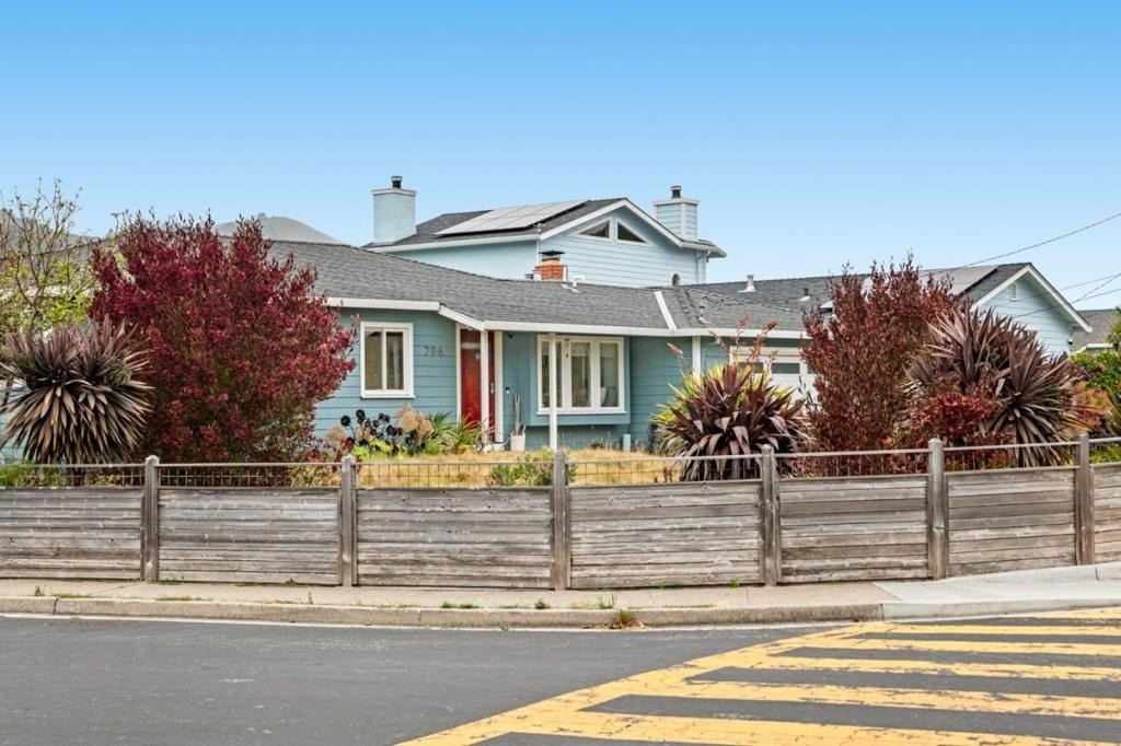 796 Crespi Drive - Photo 1