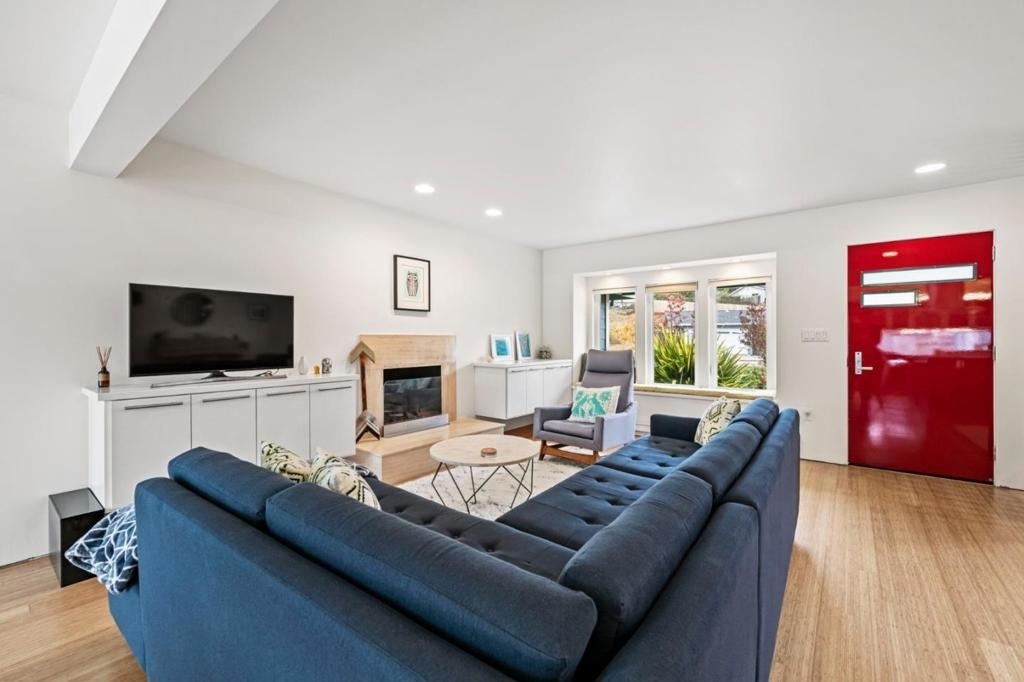 796 Crespi Drive - Photo 12