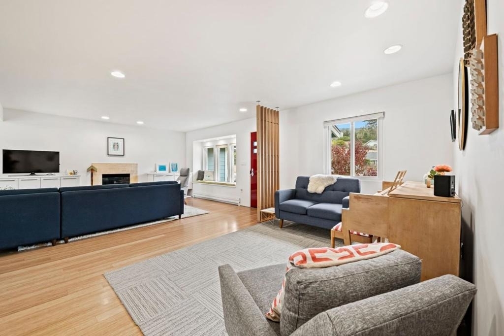 796 Crespi Drive - Photo 15