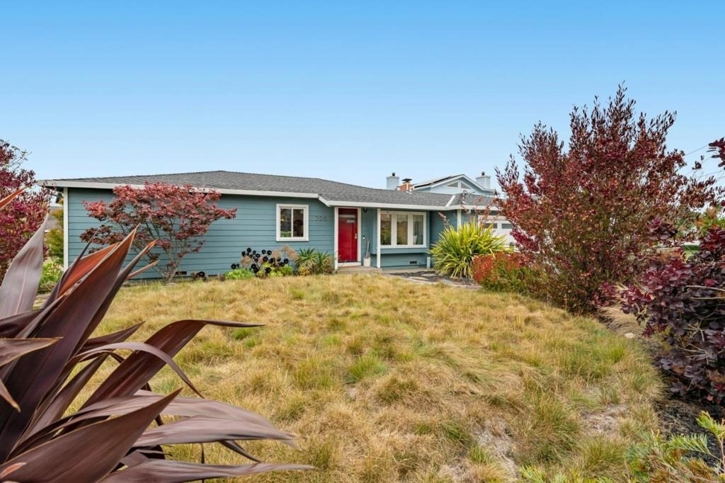 796 Crespi Drive - Photo 8
