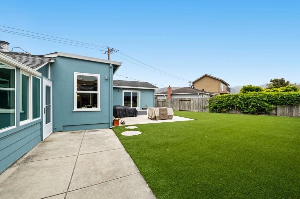 796 Crespi Drive - Photo 45