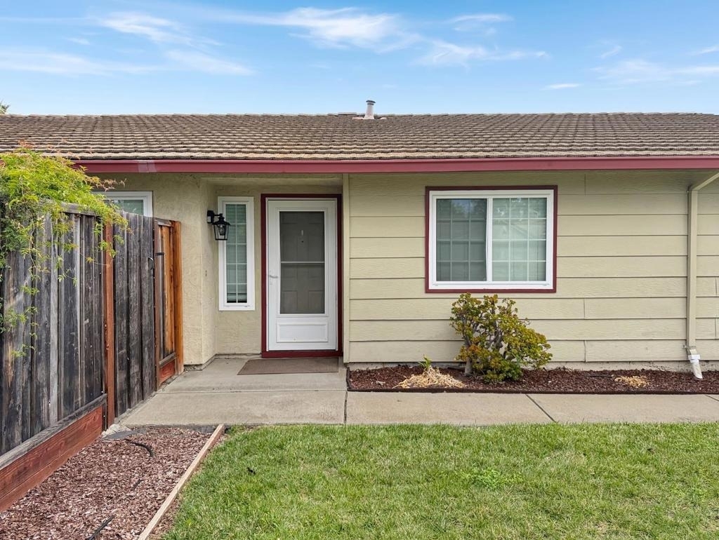 5935 Woodbine Place - Photo 2
