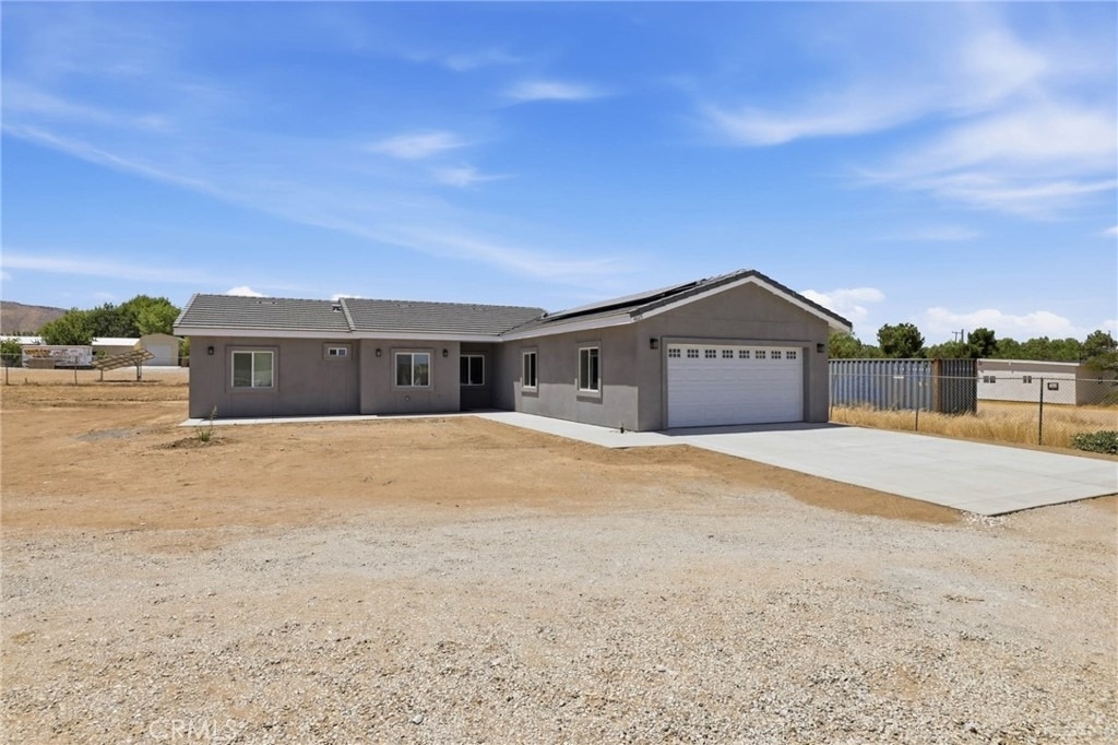 41015 W 41st West - Photo 0