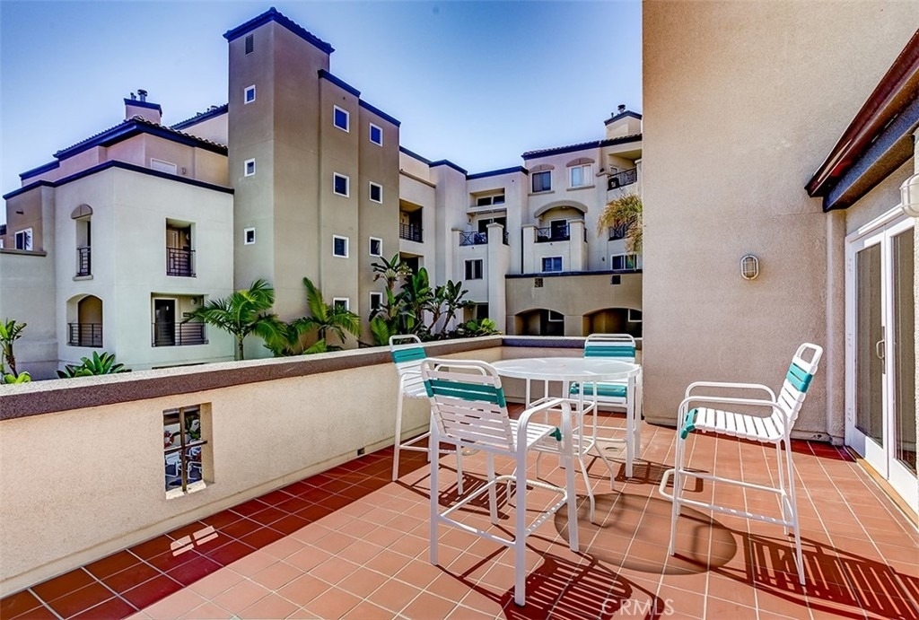 200 Pacific Coast Highway - Photo 26