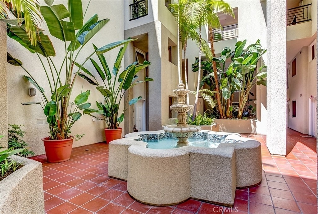 200 Pacific Coast Highway - Photo 19