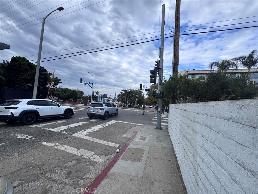 40 S Venice Boulevard - Photo 28
