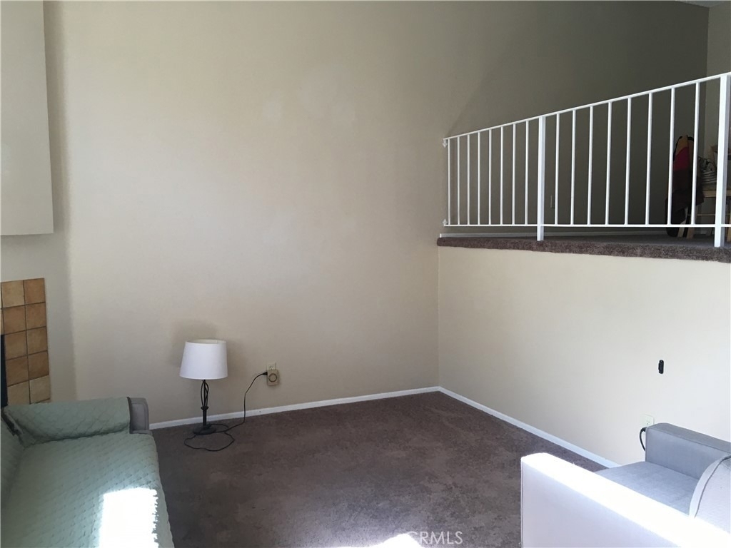 2030 Bon View - Photo 6