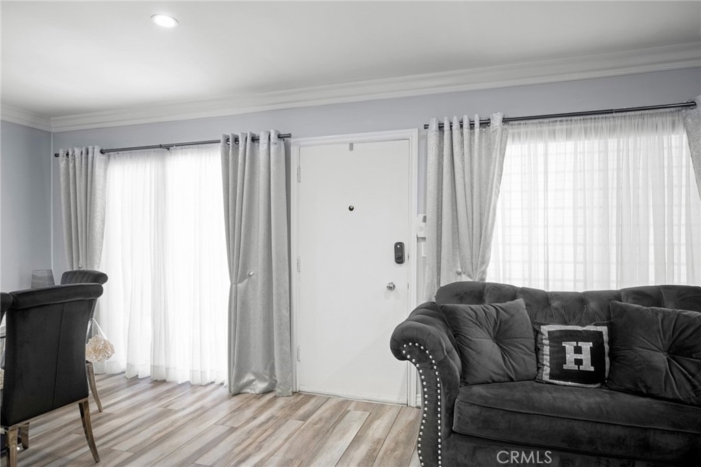 1126 N Central Avenue - Photo 3