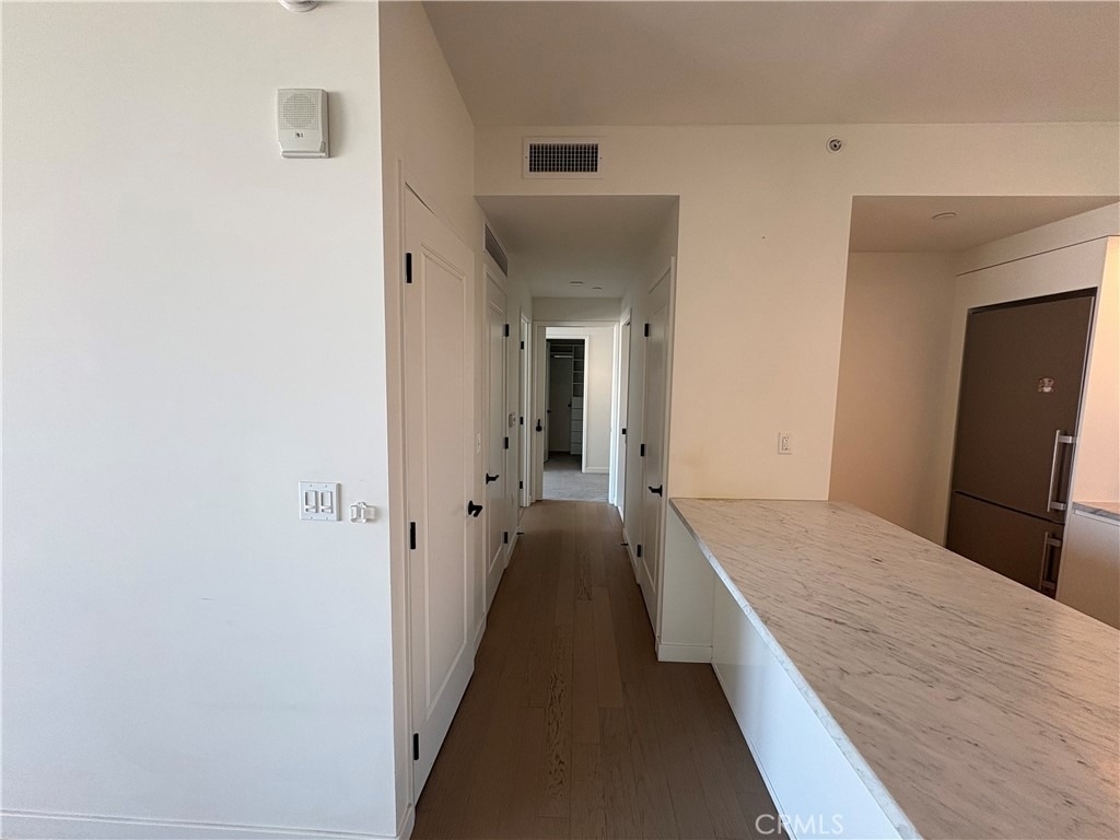 1050 S Grand - Photo 5