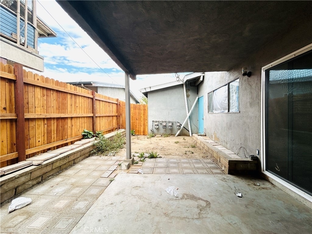 857 N Vineyard - Photo 17