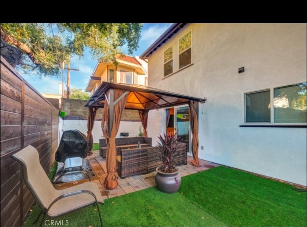 523 Fischer Street - Photo 13