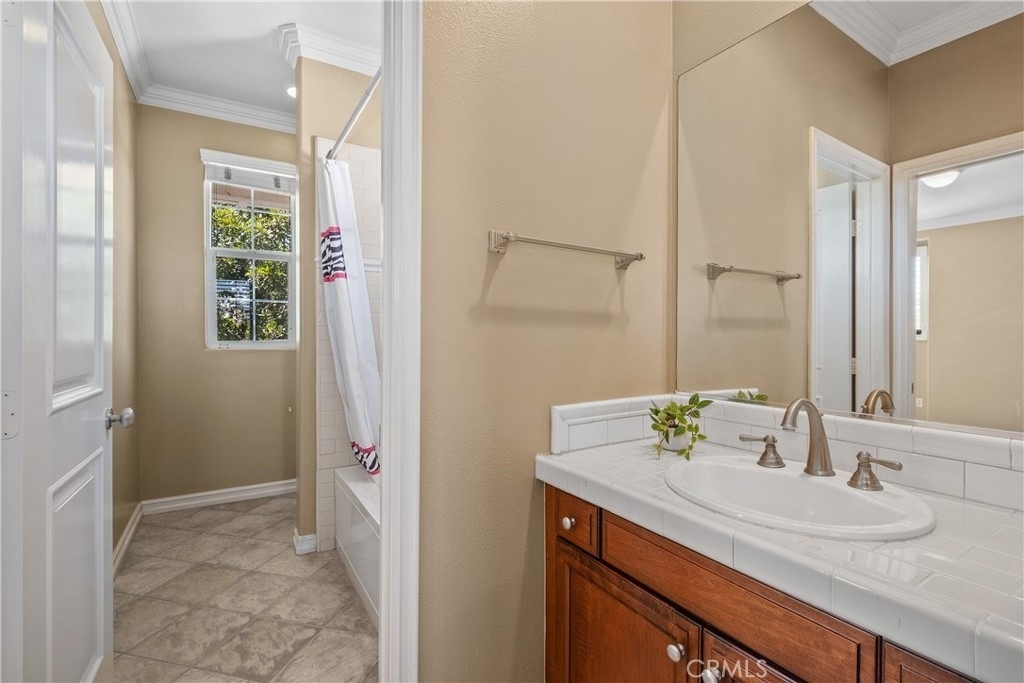 16618 Honeybee - Photo 29