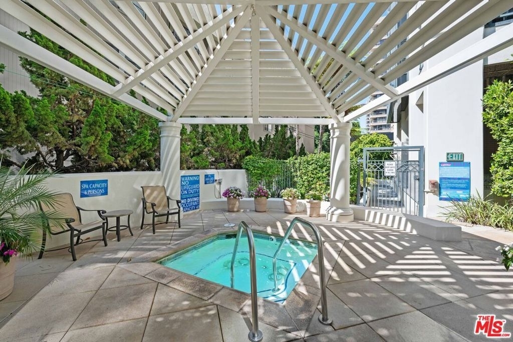 10724 Wilshire Boulevard - Photo 15