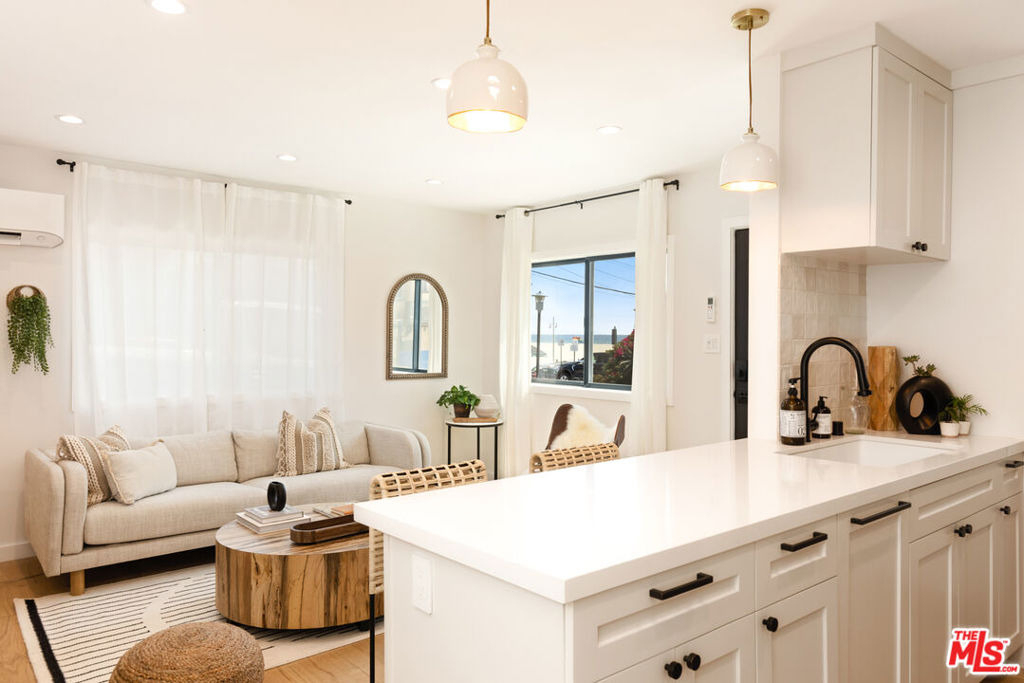 17 Sunset Avenue - Photo 2
