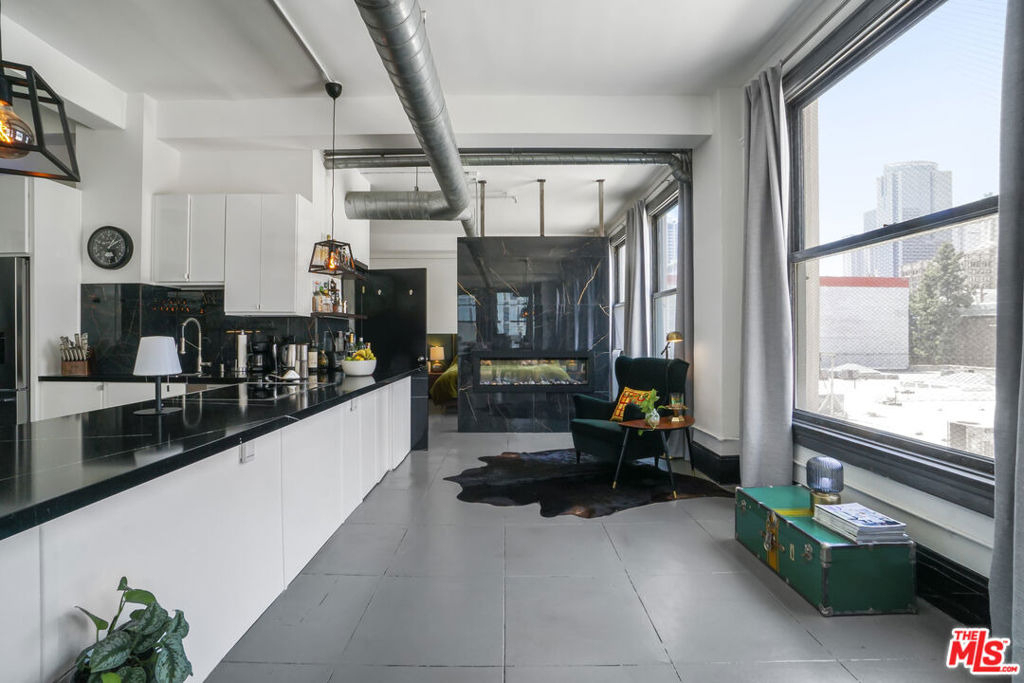 108 W 2nd Street - Photo 13