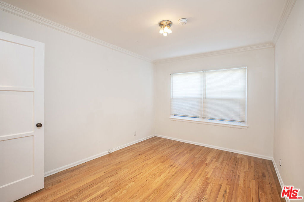 8517 Pickford Street - Photo 11