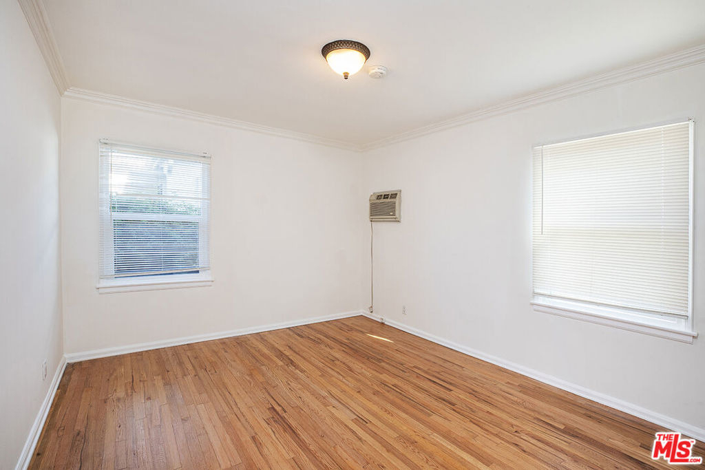 8517 Pickford Street - Photo 13