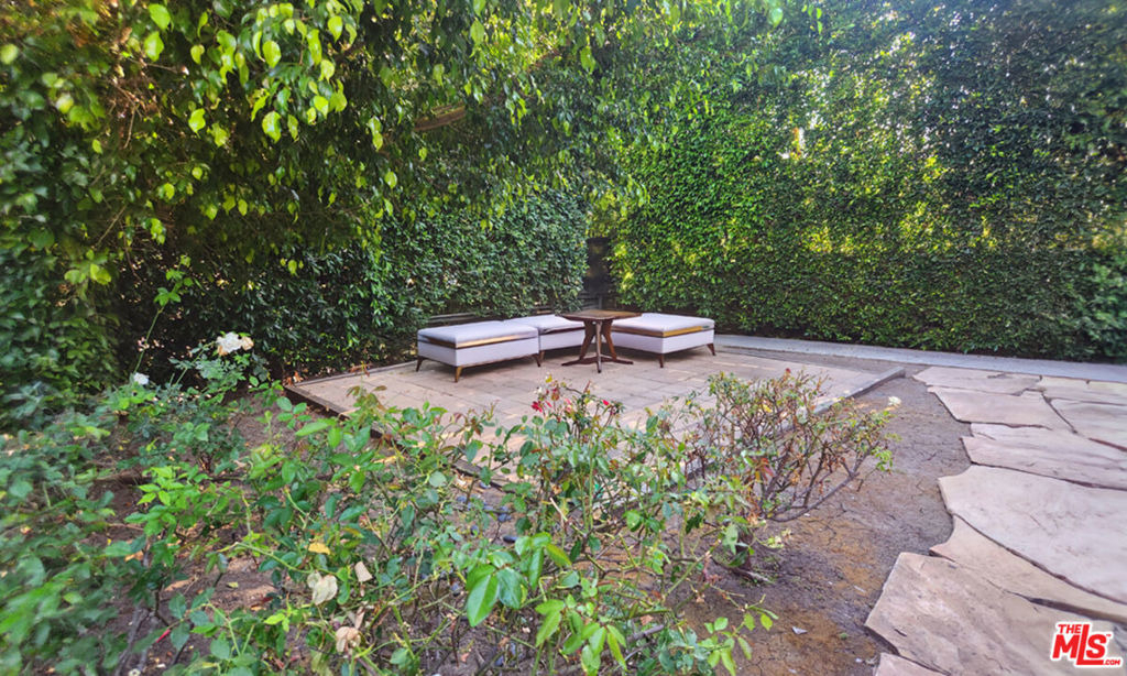 8517 Pickford Street - Photo 2