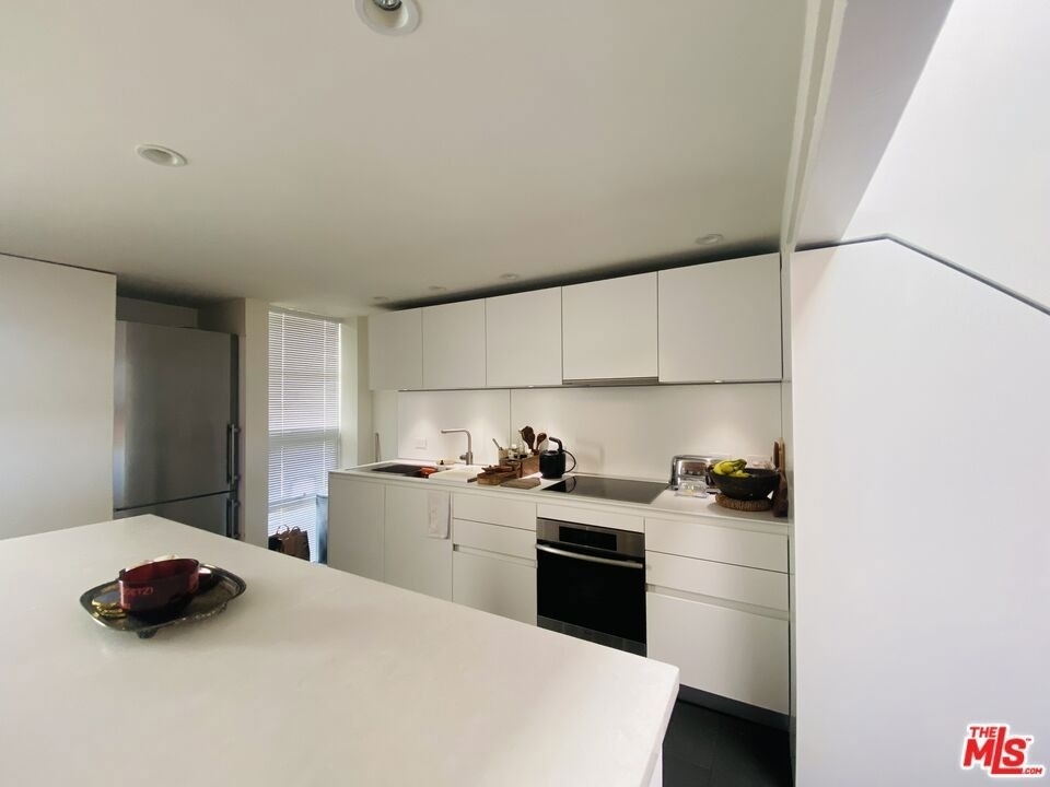 1312 Pacific Avenue - Photo 5