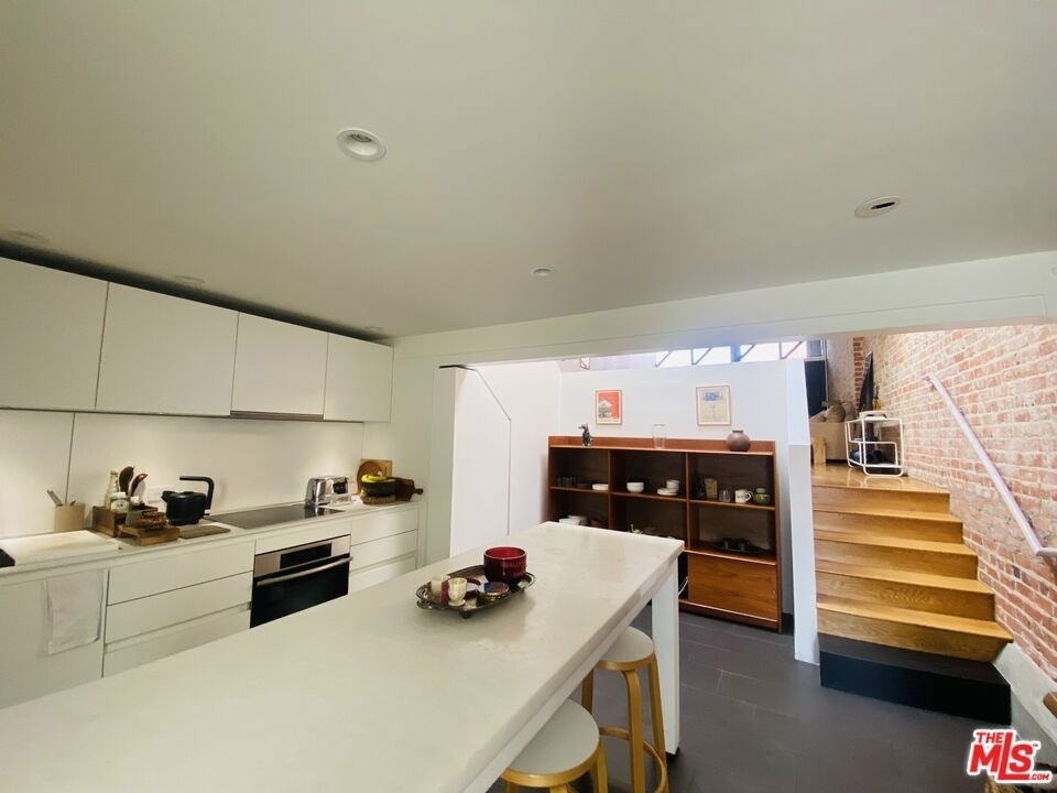 1312 Pacific Avenue - Photo 6