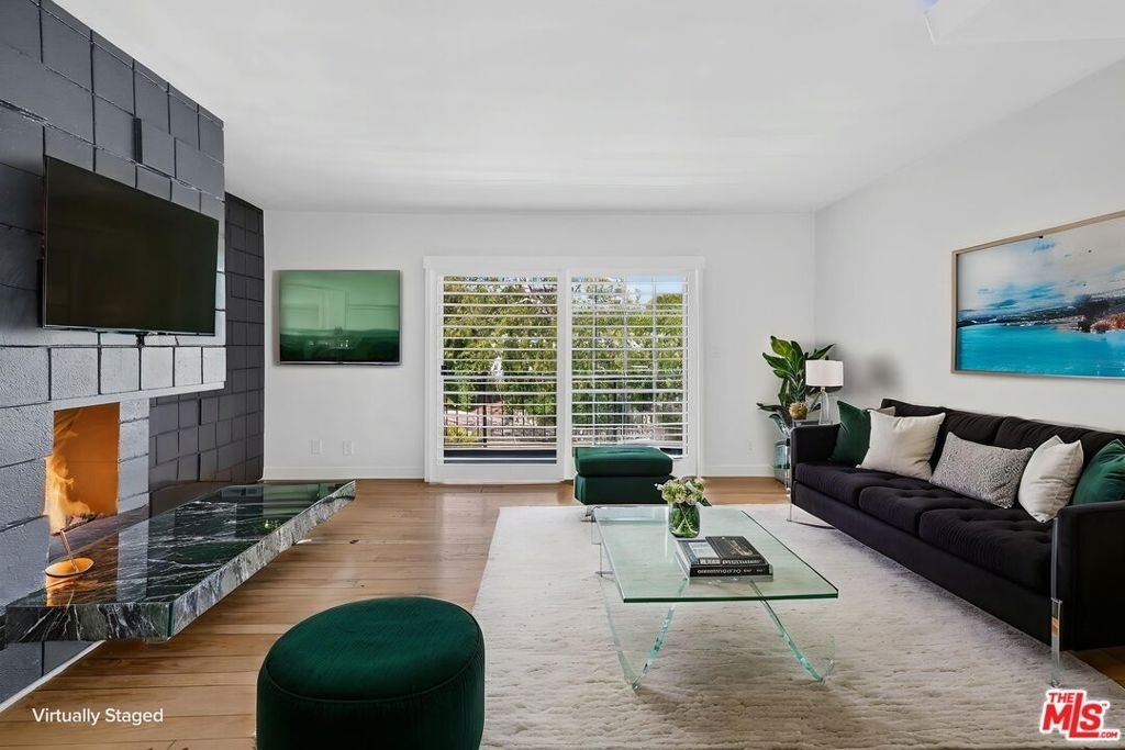 1301 N Flores Street - Photo 1