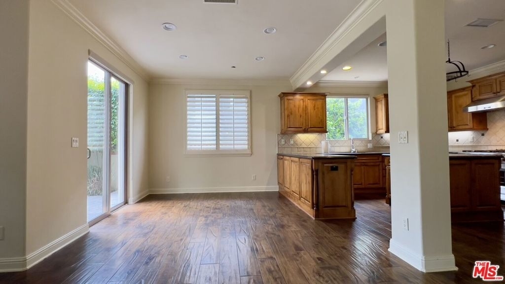 1011 Green Lane - Photo 12