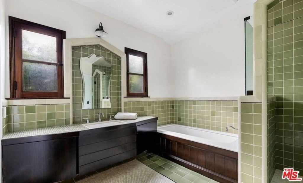 1018 S Stanley Avenue - Photo 21