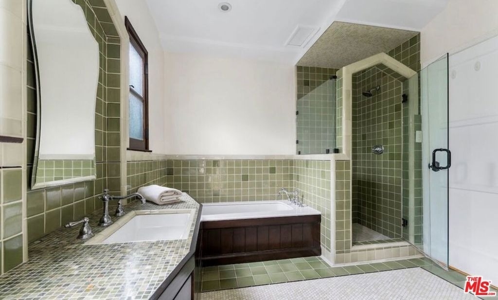 1018 S Stanley Avenue - Photo 22