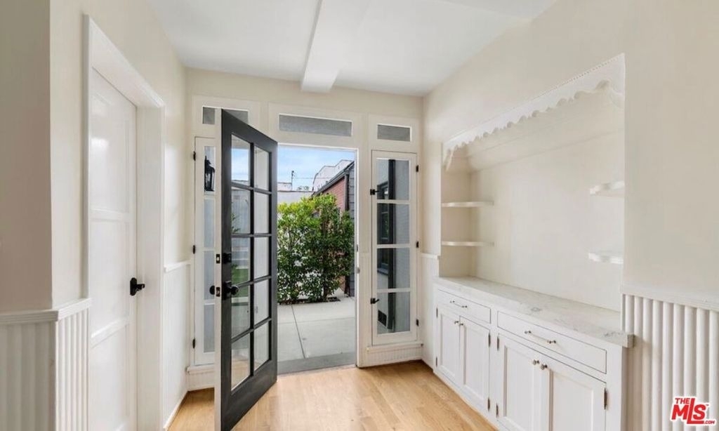 1018 S Stanley Avenue - Photo 15