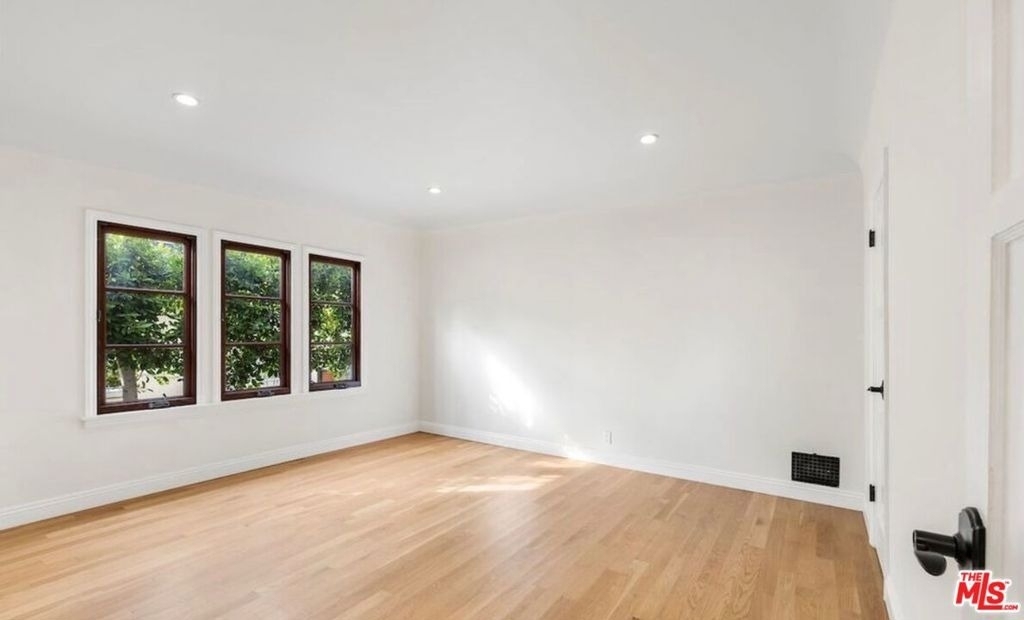 1018 S Stanley Avenue - Photo 23