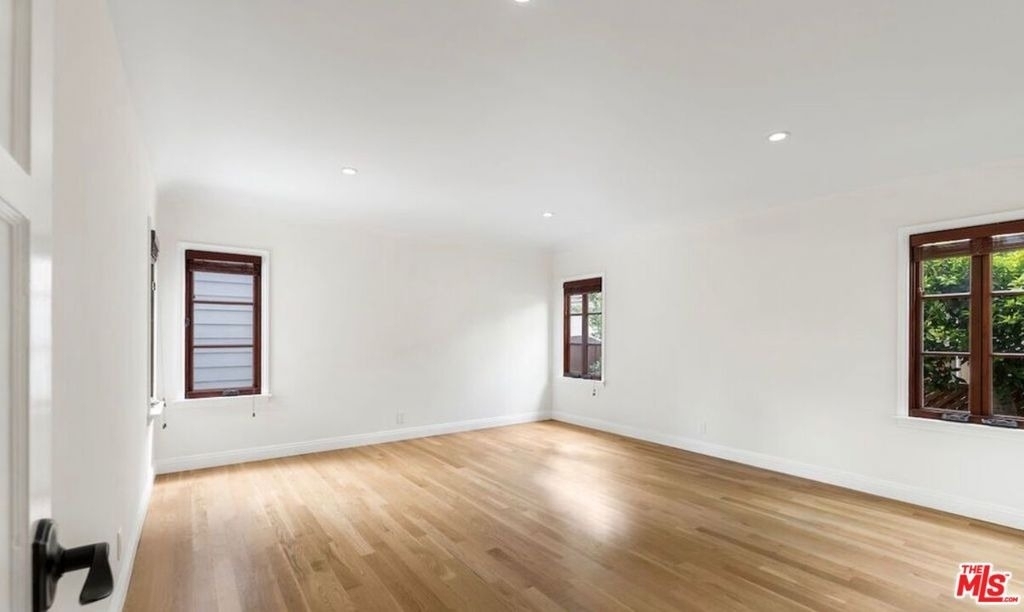 1018 S Stanley Avenue - Photo 20