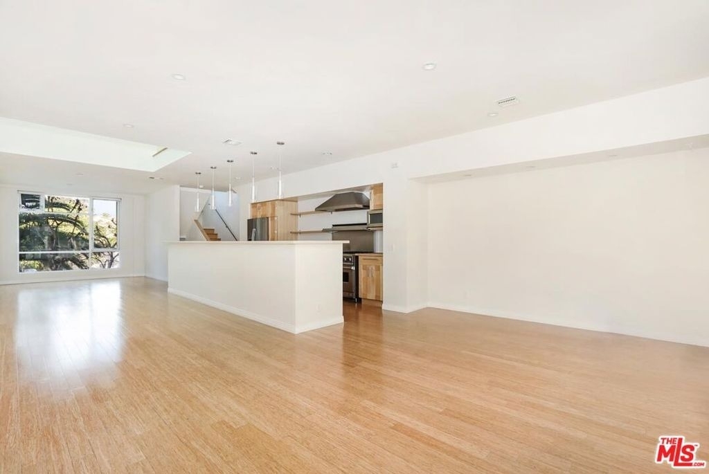 2024 Allesandro Street - Photo 7