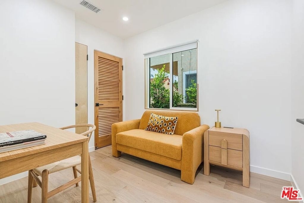 8417 Holy Cross Place - Photo 18