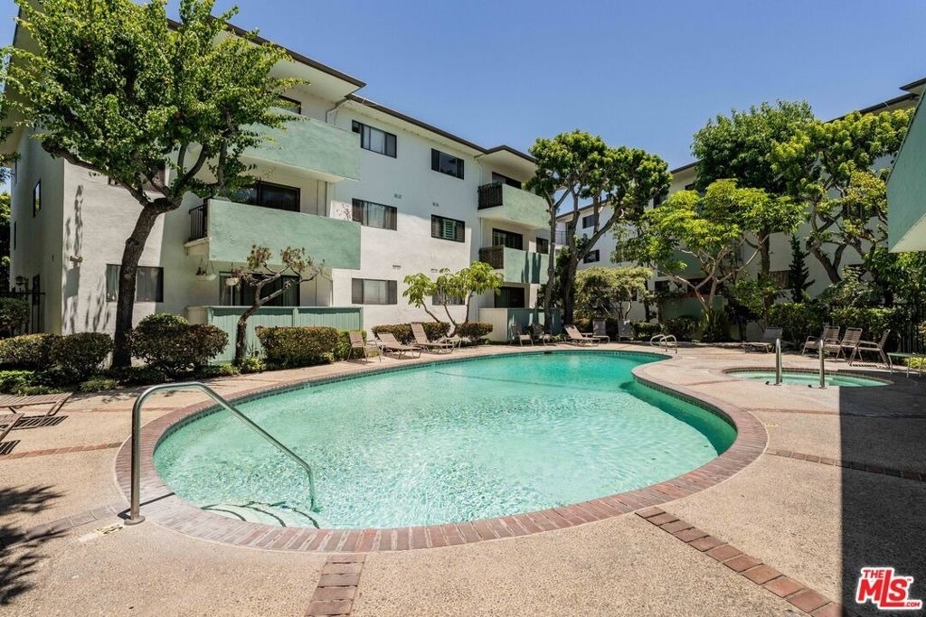 5000 S Centinela Avenue - Photo 18