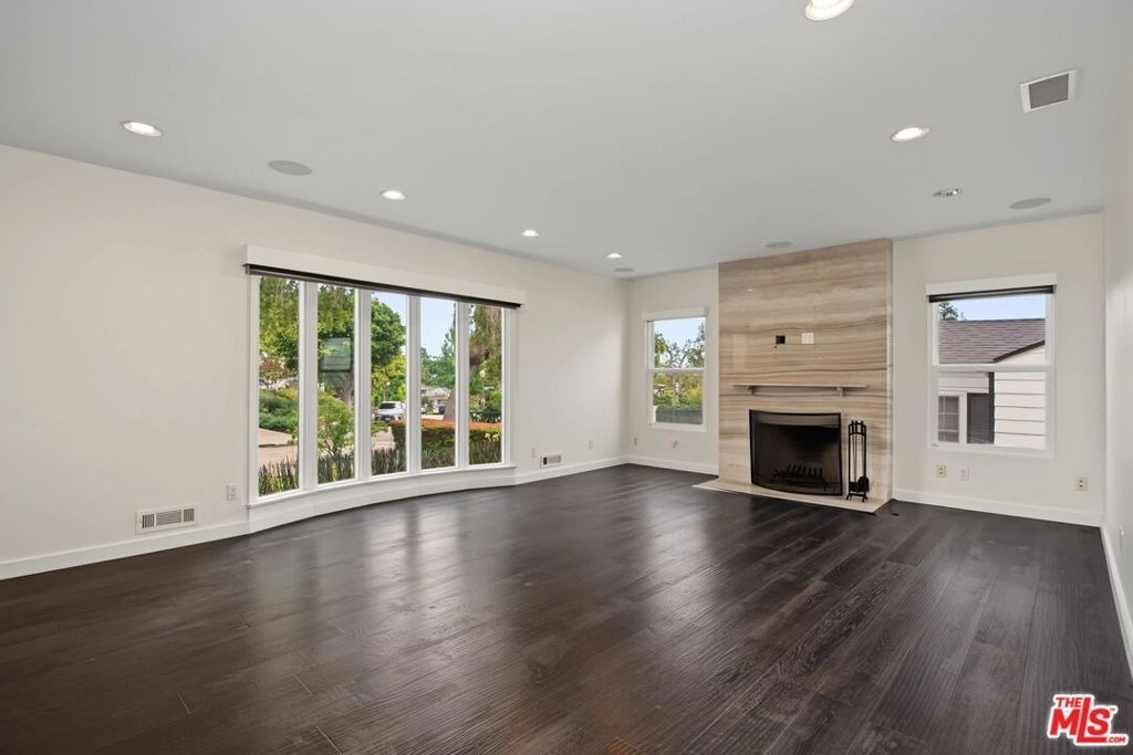 175 Barlock Avenue - Photo 7