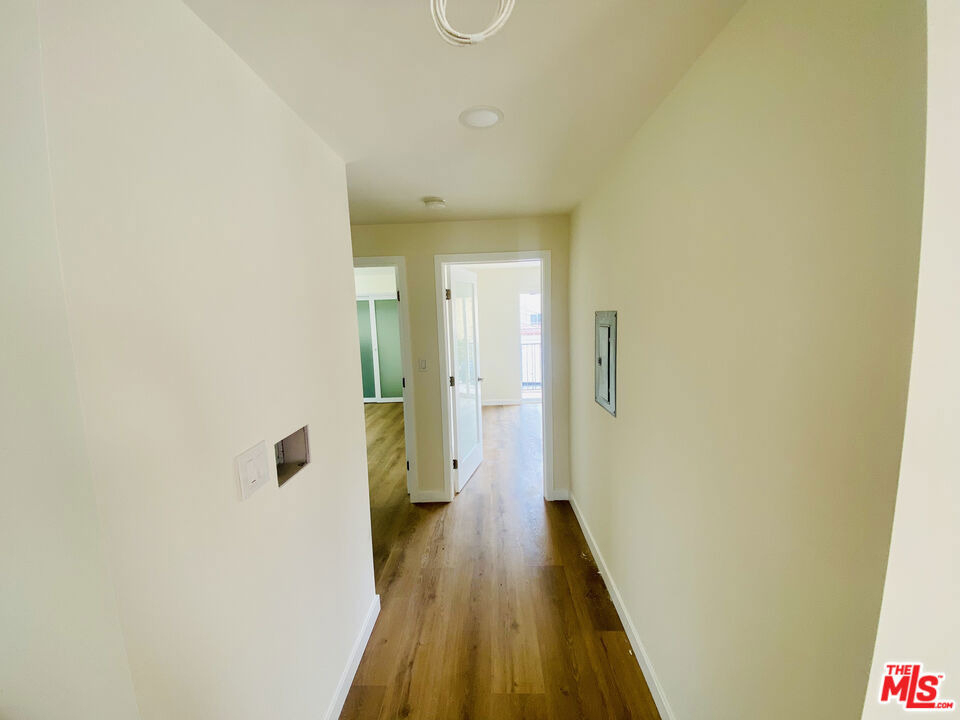 1000 S Sherbourne Drive - Photo 6