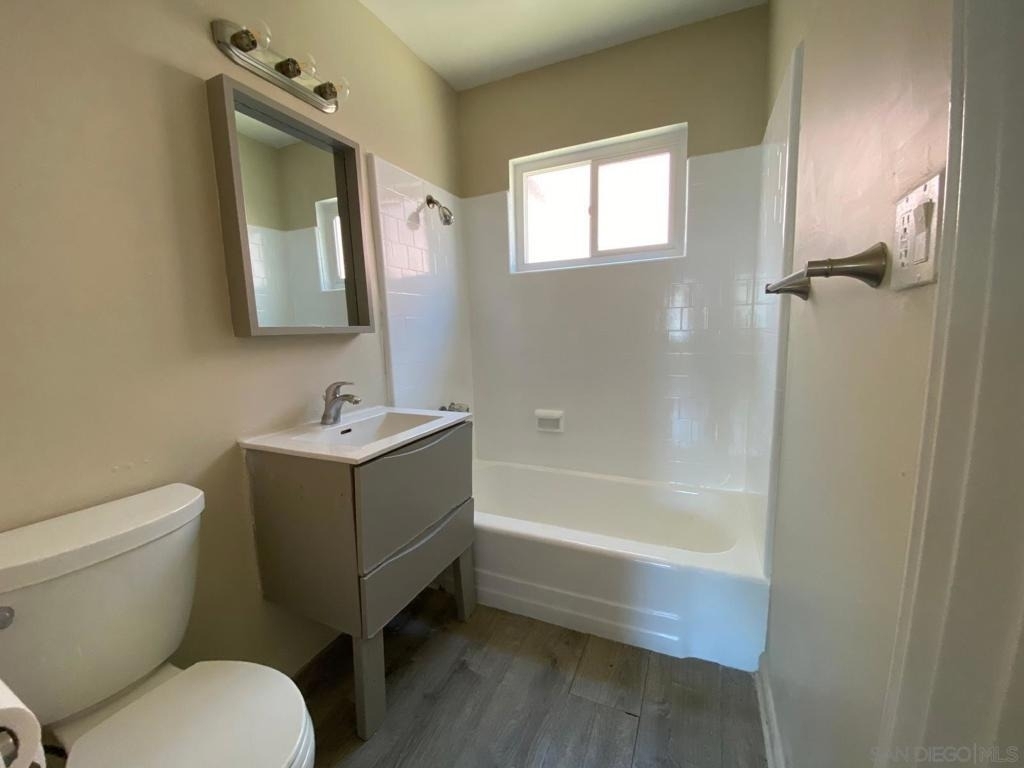 285 S Mollison Ave - Photo 12