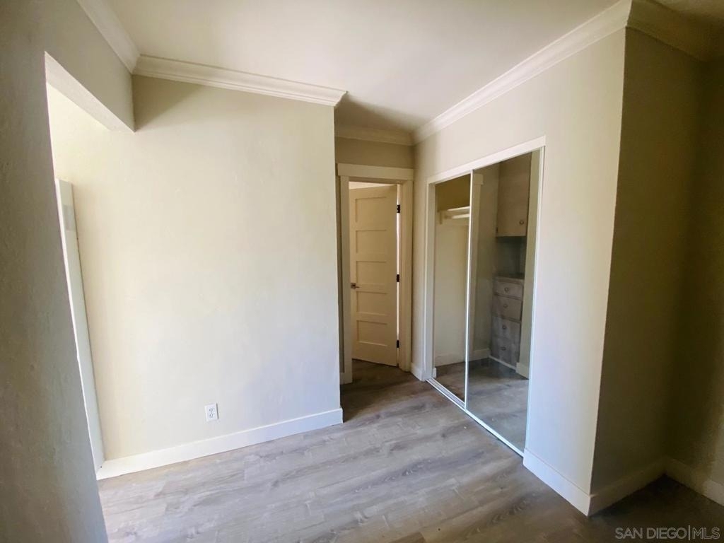 297 S Mollison Ave - Photo 6