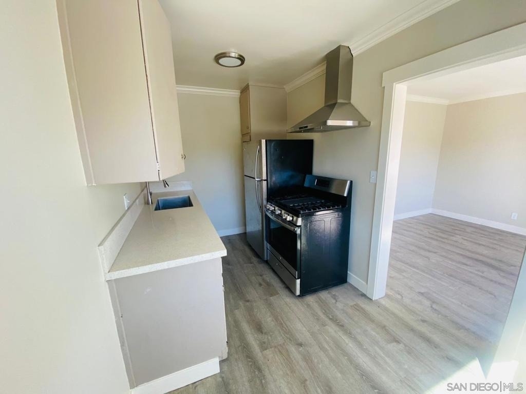 297 S Mollison Ave - Photo 4