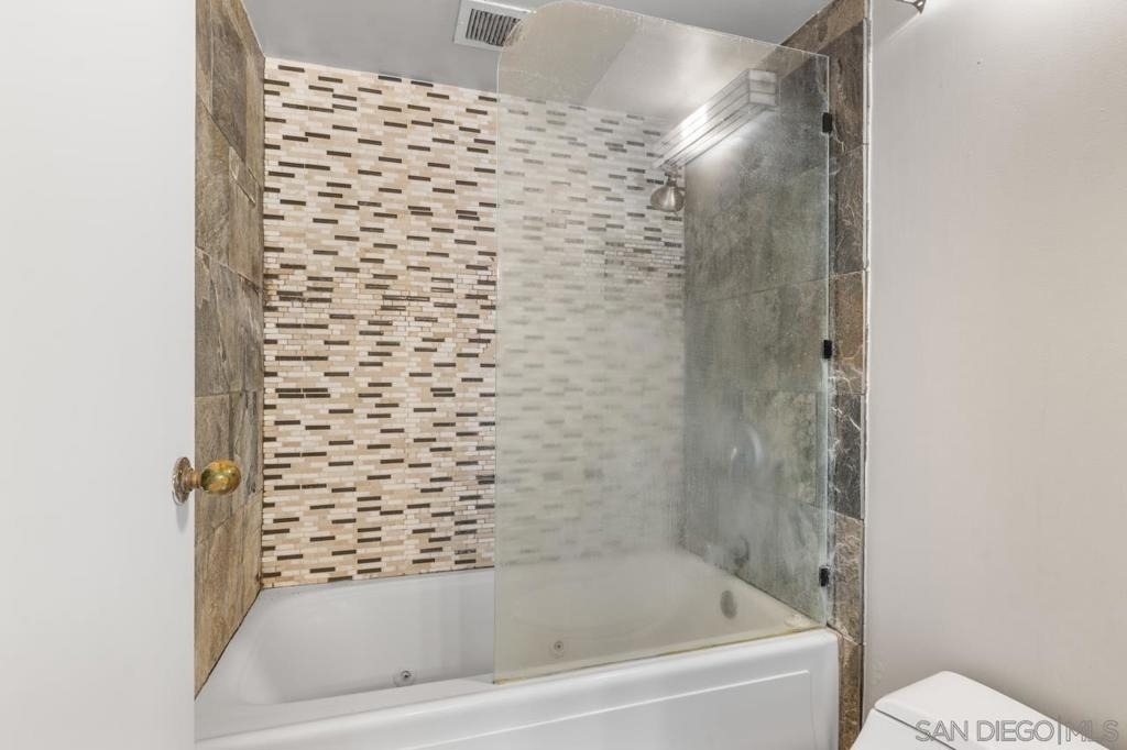500 W Harbor Dr. - Photo 29