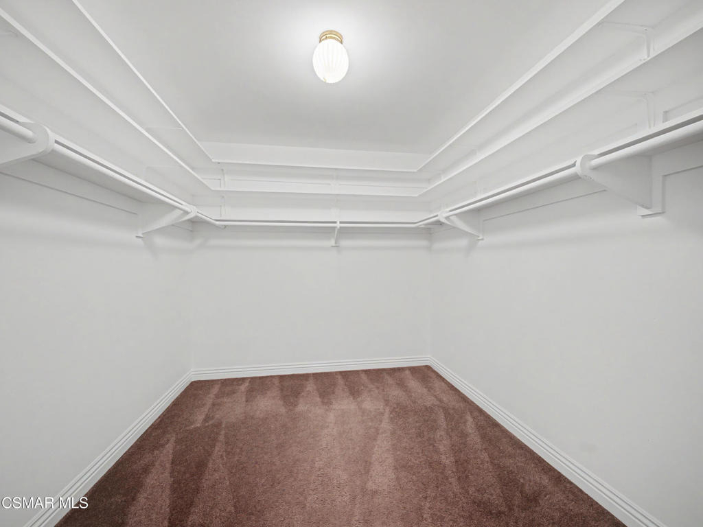 22777 Brenford Street - Photo 24
