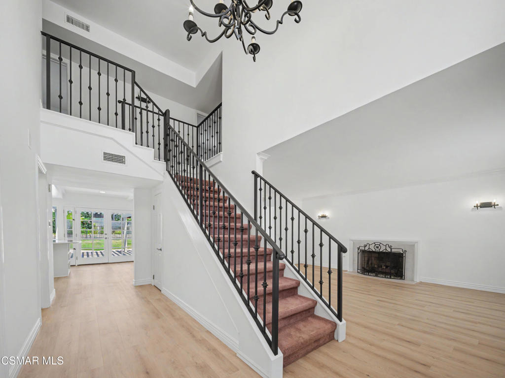 22777 Brenford Street - Photo 5
