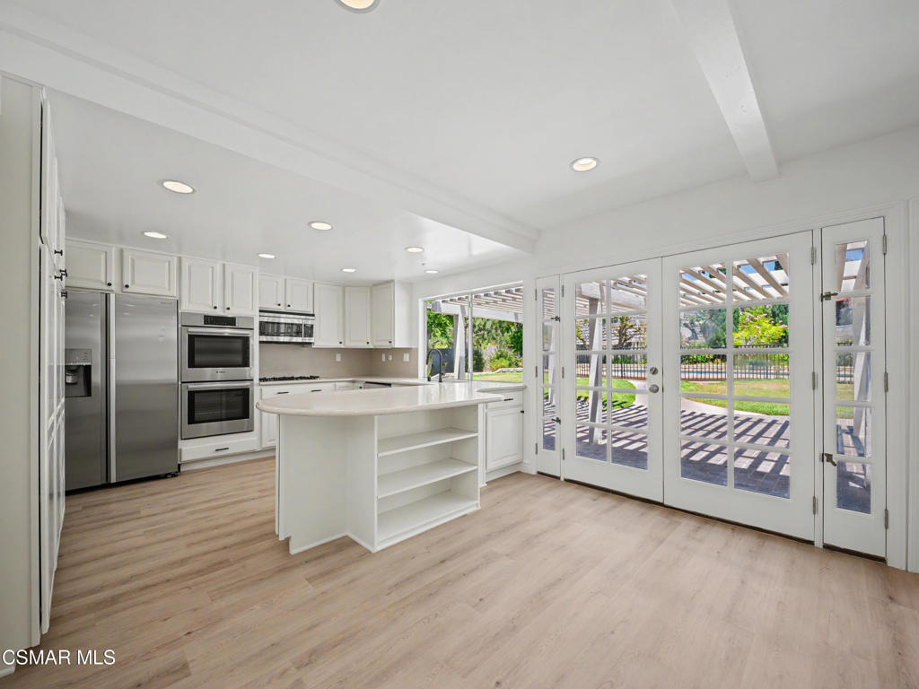 22777 Brenford Street - Photo 13