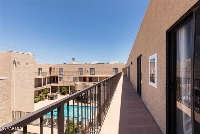 21040 Parthenia Street - Photo 20
