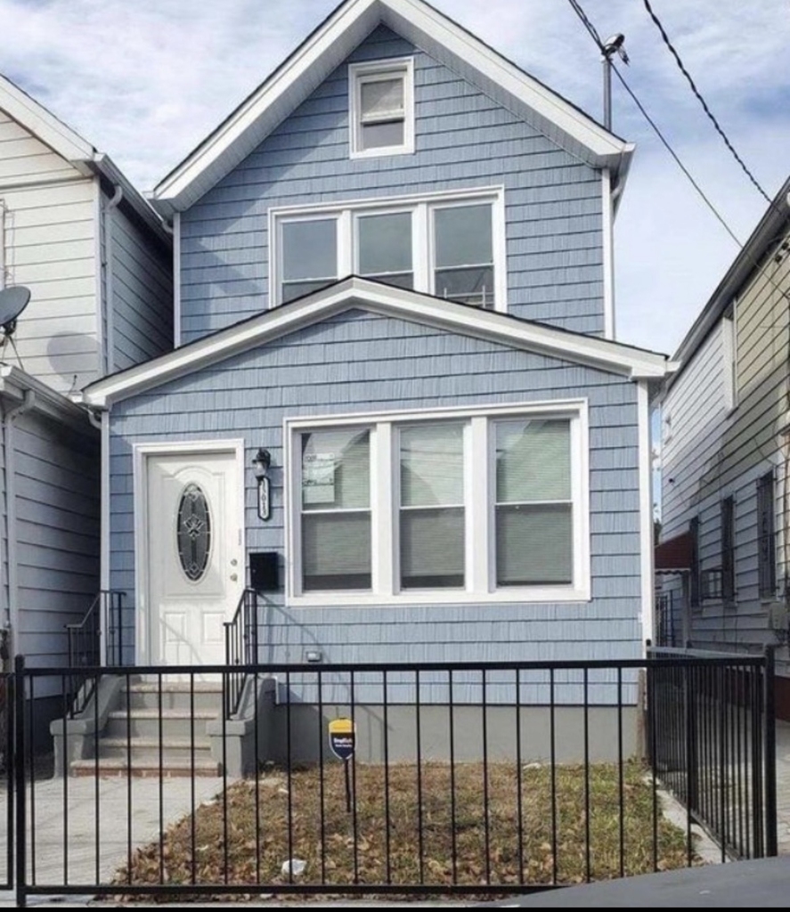 130-13 109th Avenue - Photo 5