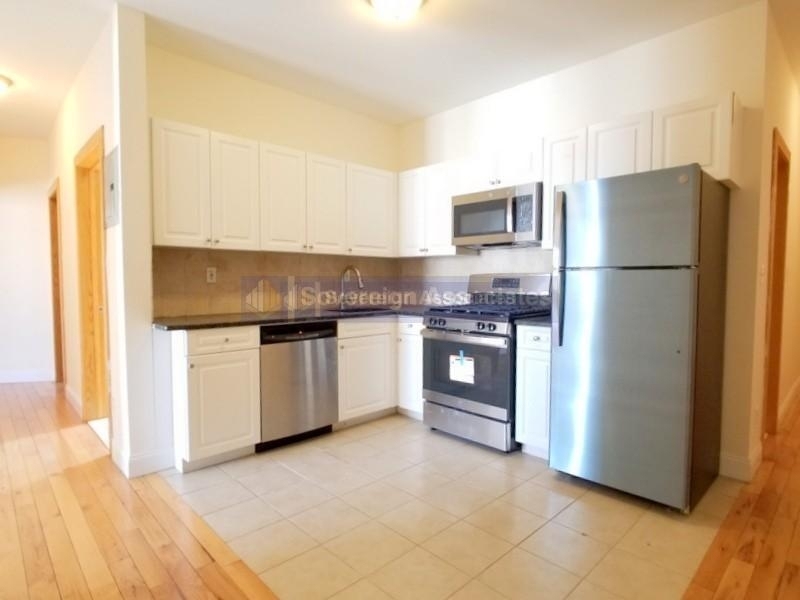 255 Fort Washington Avenue - Photo 2